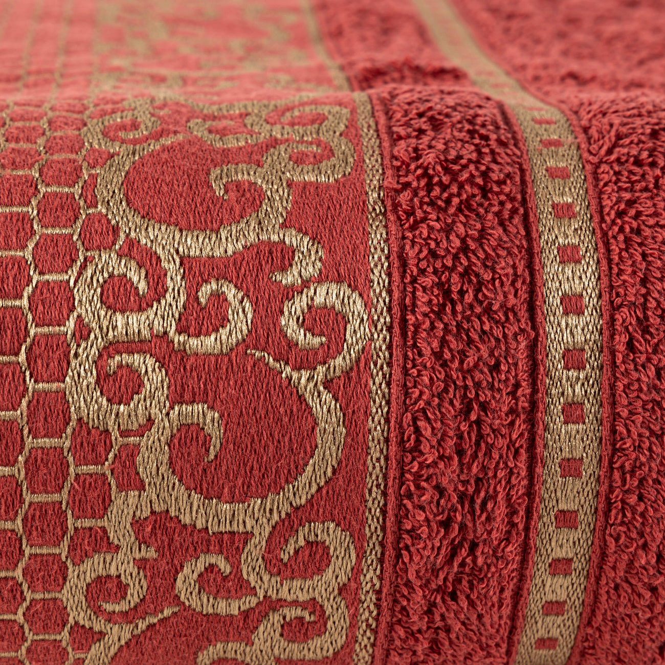 Jogo de Toalhas Eudora – 4 Peças | 100% Algodão | Detalhes Dourados