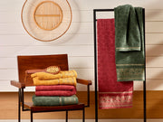 Jogo de Toalhas Eudora – 4 Peças | 100% Algodão | Detalhes Dourados