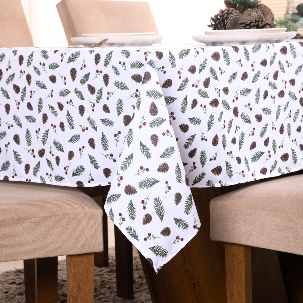 Toalha de Mesa Natalina Pinheiros – 2,50m x 1,40m | Oxford Premium 100% Poliéster