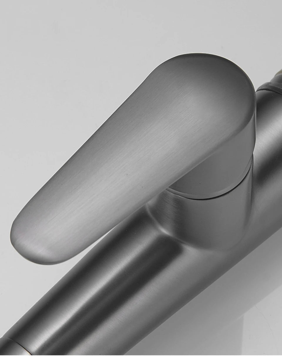 Pistola cinza pull-out torneira da cozinha de água quente e fria lavatório torneira da pia rotativa retrátil preto e branco 60cm puxar