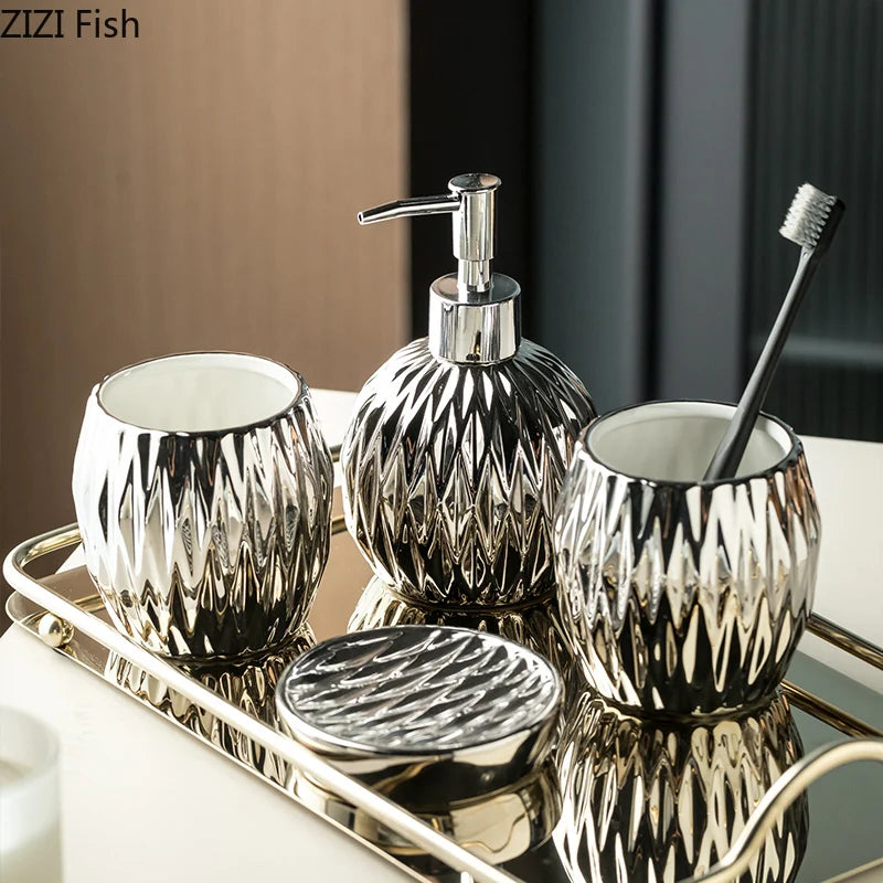 Luz de luxo galvanizado cerâmica conjunto lavagem criativo dispensador sabão bucal copo saboneteira conjunto casa acessórios do banheiro conjunto