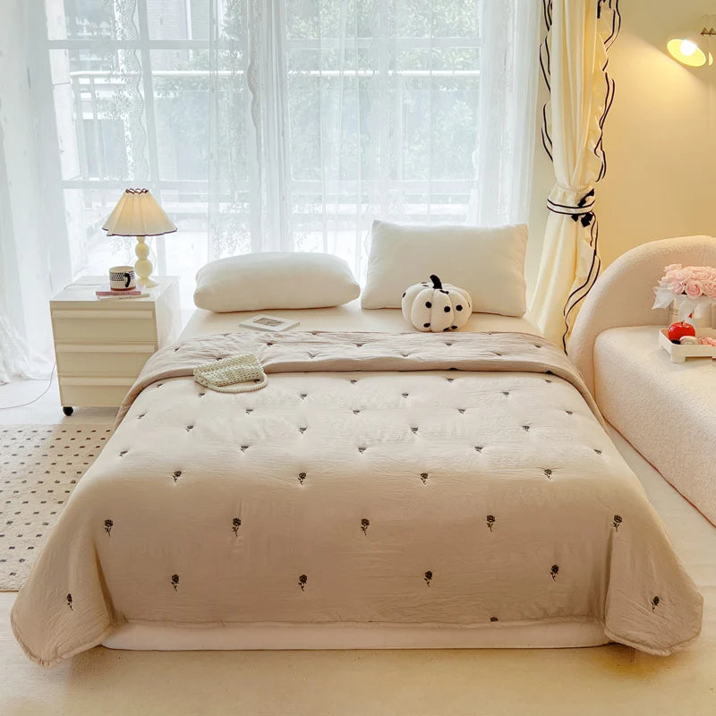 Colcha de Algodão Lavado – Elegância e Conforto para Todas as Estações - Casa Ornato