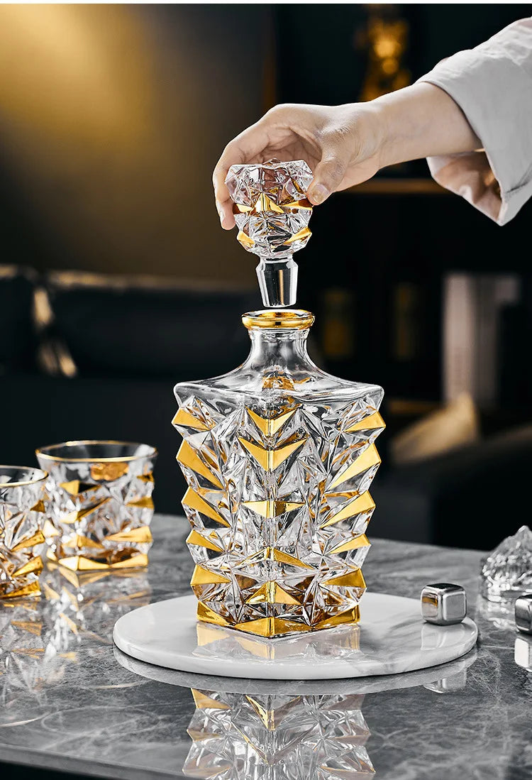 Decantador de vinho tinto de vidro de cristal, jarro de vinho estrangeiro, desenho de linha dourada, garrafa de uísque, dispensador de licor, 1 garrafa, 2 copos