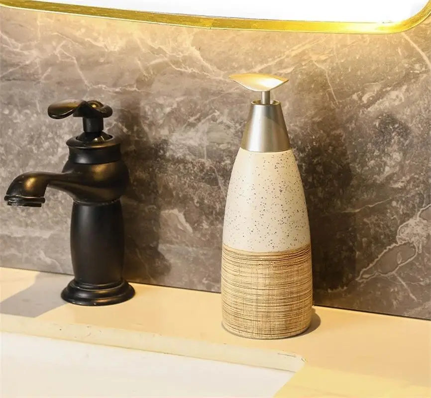 Garrafa cerâmica do distribuidor do sabão do banheiro do vintage, tipo da imprensa, recarregável, vazio, loção, champô, gel do chuveiro, 400ml