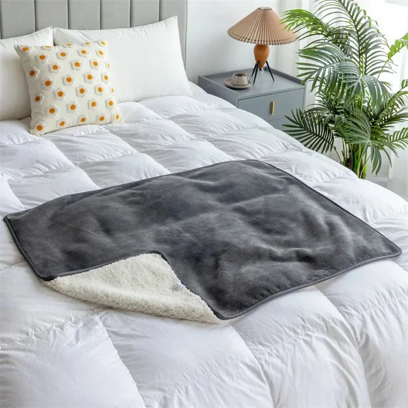 Manta Pet Impermeável Élitaire – Proteção com Elegância - Casa Ornato