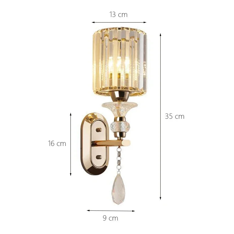 Arandela Elegance: Luz e Arte em Ouro Vintage - Casa Ornato