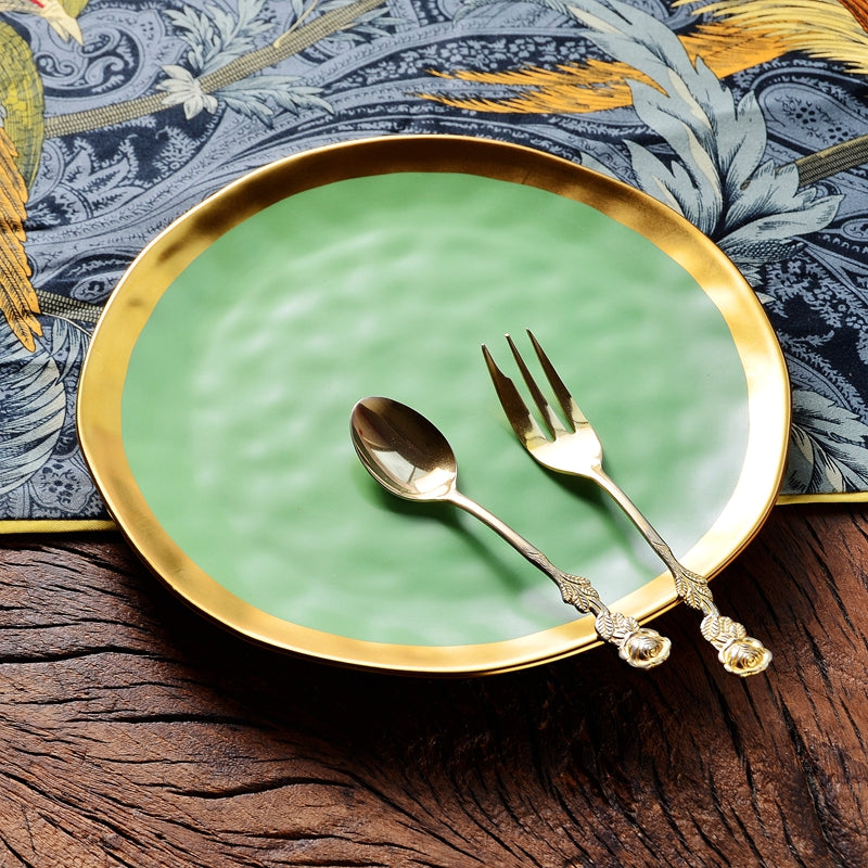 Prato de Cerâmica Nórdico com Borda Dourada - Casa Ornato