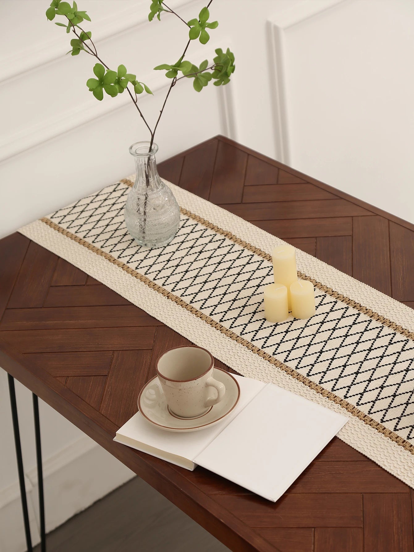 Corredor de mesa boho para decoração de casa, primavera, 72 polegadas de comprimento, corredor de mesa rústico, creme e marrom, macrame, corredor de mesa com tas