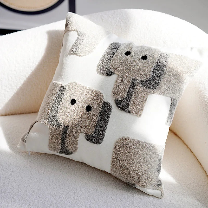 Capa de Almofada Bordada Nordic Elegance - Casa Ornato