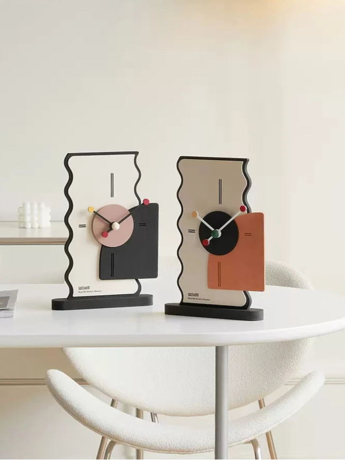 Relógio de Mesa Moderno com Design Artístico - Casa Ornato