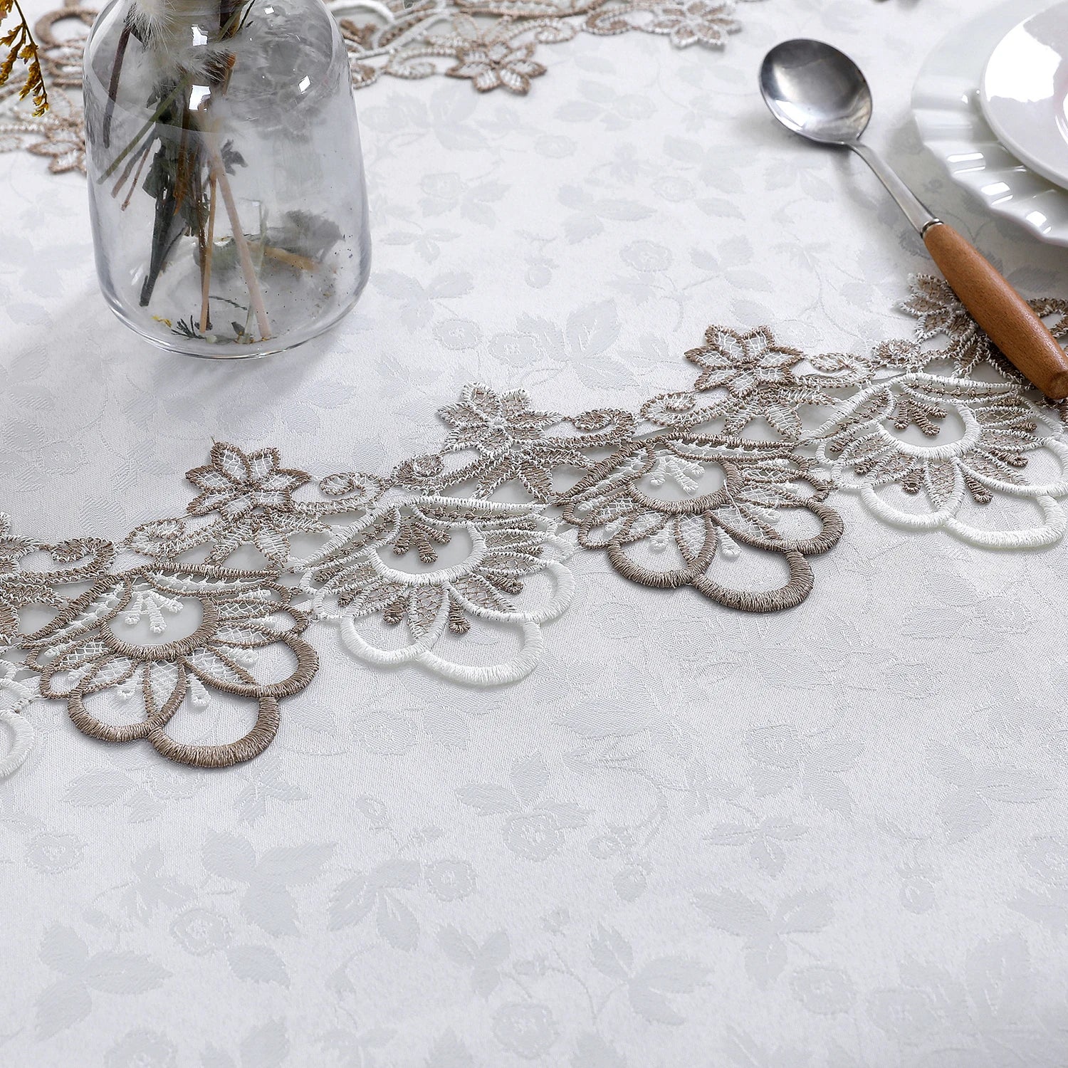 Toalha de mesa bordada de renda batilo, branca, floral, retangular, à prova d'água, para mesa de jantar, festa de casamento, casa