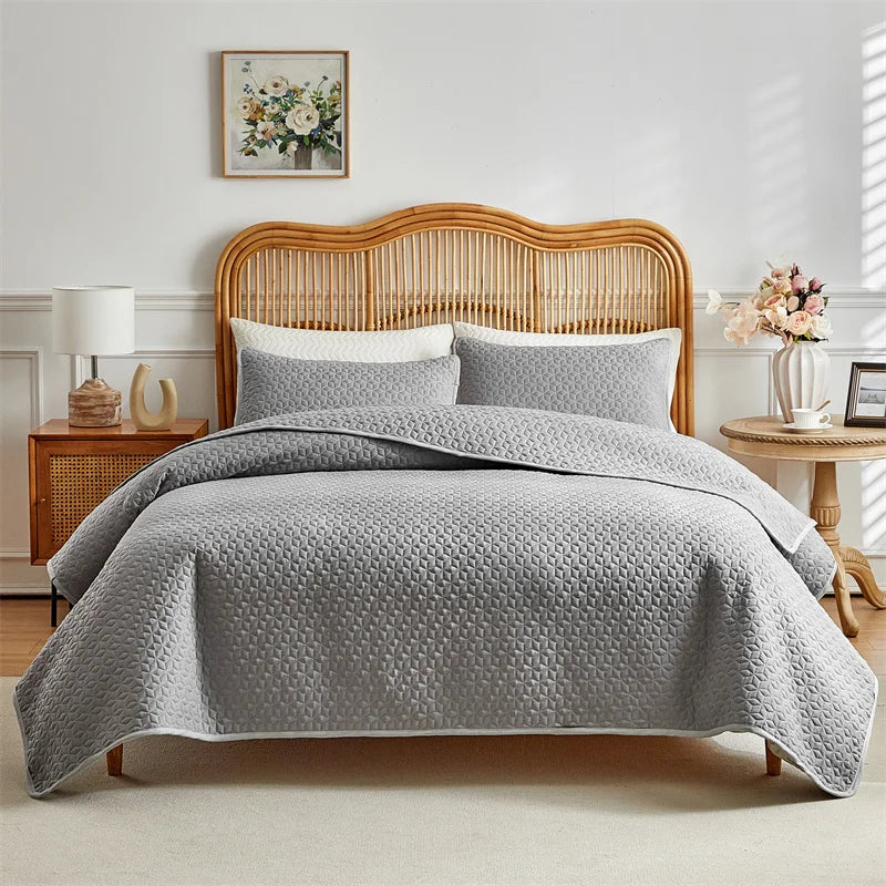 Conjunto de colcha de 3 peças de poliéster acolchoado branco puro com fronhas - colcha branca acolchoada ultra macia