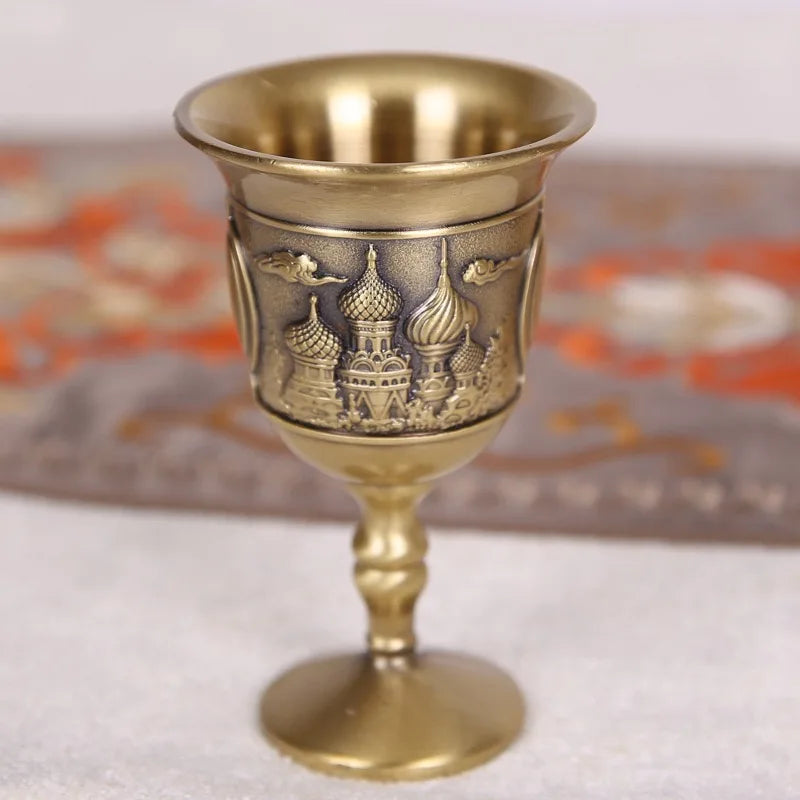 Copo de tiro vintage, taça de rosa de alívio de metal, mini copo de vodka portátil europeu, presente de decoração de sala de estar de casa de delicadeza, 1 peça