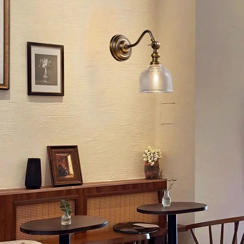 2025 nova lâmpada de parede de cobre completo vintage-iluminação criativa e simples para decoração de parede de fundo de quarto de luxo