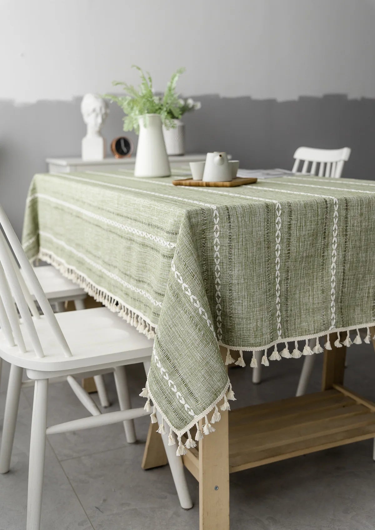 Toalha de Mesa Retangular em Algodão e Linho com Tassel - Casa Ornato