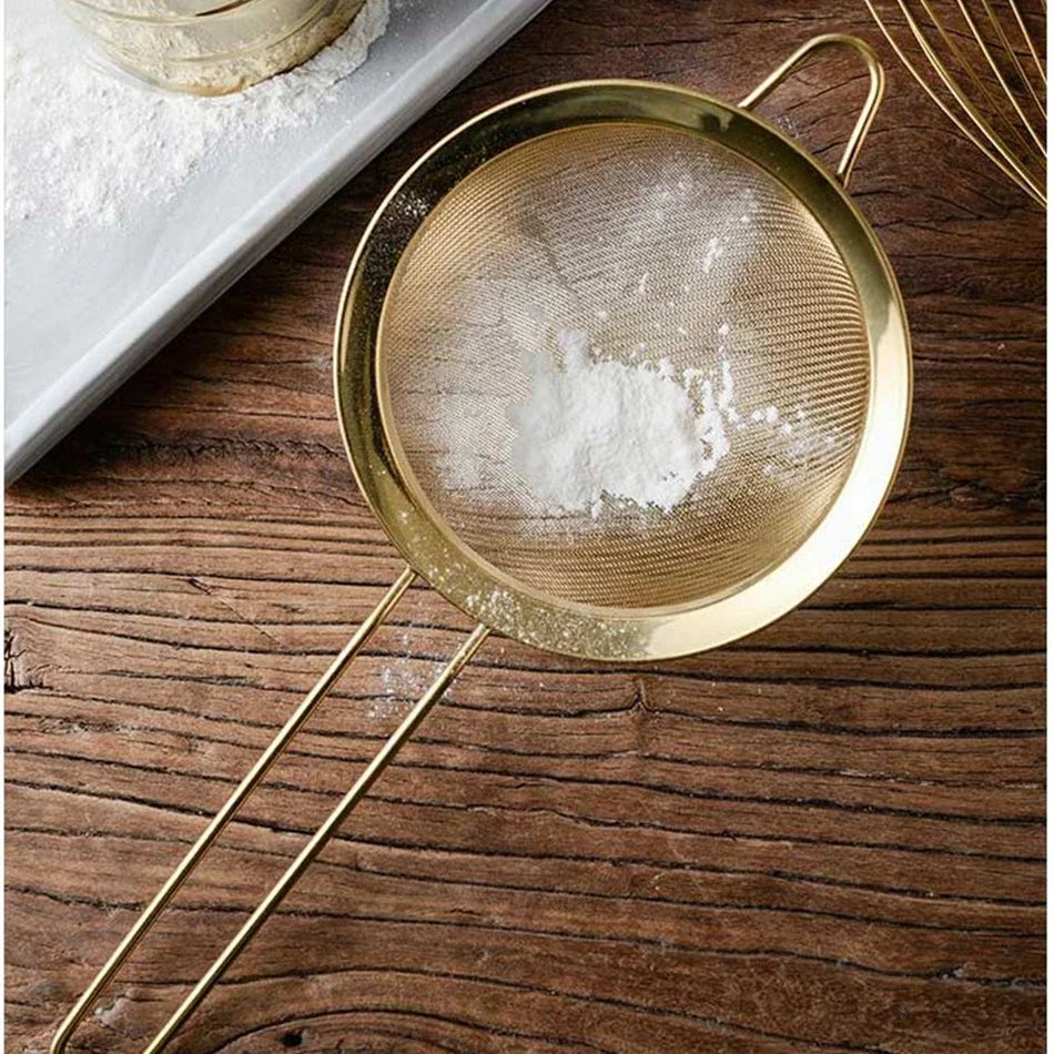 Golden Sift Peneira de Aço Inoxidável Dourada para Cozinha - Casa Ornato