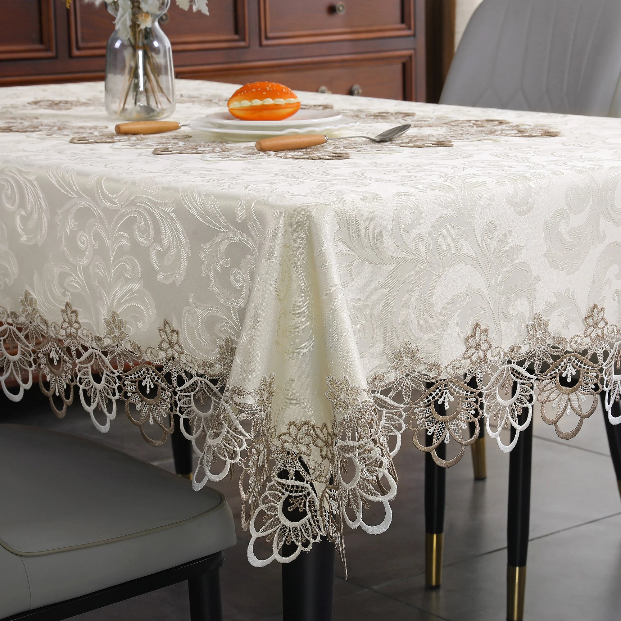Toalha de mesa bordada de renda batilo, branca, floral, retangular, à prova d'água, para mesa de jantar, festa de casamento, casa