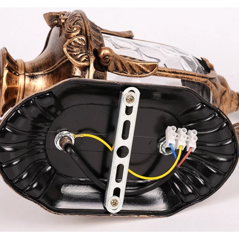 Luminária de Parede Villa Europa – Design Retrô em Vidro e Alumínio - Casa Ornato