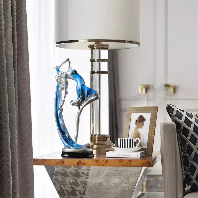 Europeia Bela Dança Menina Escultura, Resina Elegante Ofício Ornamento, Sala De Estar Figura Da Moda, Decoração