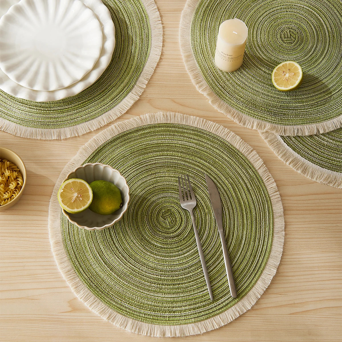 4 pçs/set venda quente franja eco-friendly casa antiderrapante estilo morden mesa tecido placemats poliéster tapete redondo