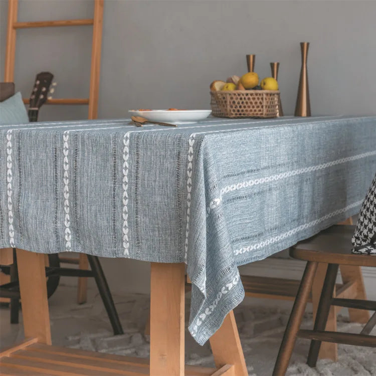 Toalha de Mesa Retangular em Algodão e Linho com Tassel - Casa Ornato