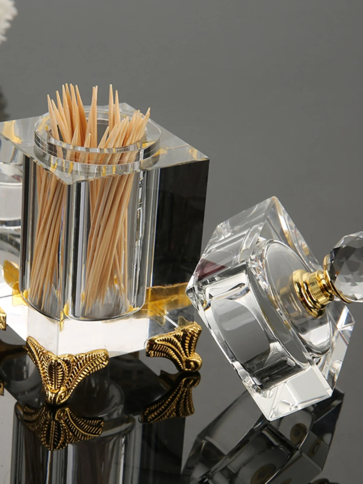 Porta-Palitos de Cristal Luxuoso com Tampa Decorativa - Casa Ornato
