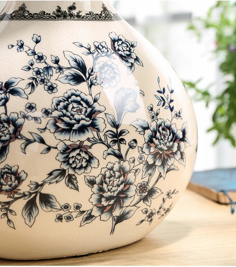 Vaso de Cerâmica Decorativo com Estampa Floral - Casa Ornato