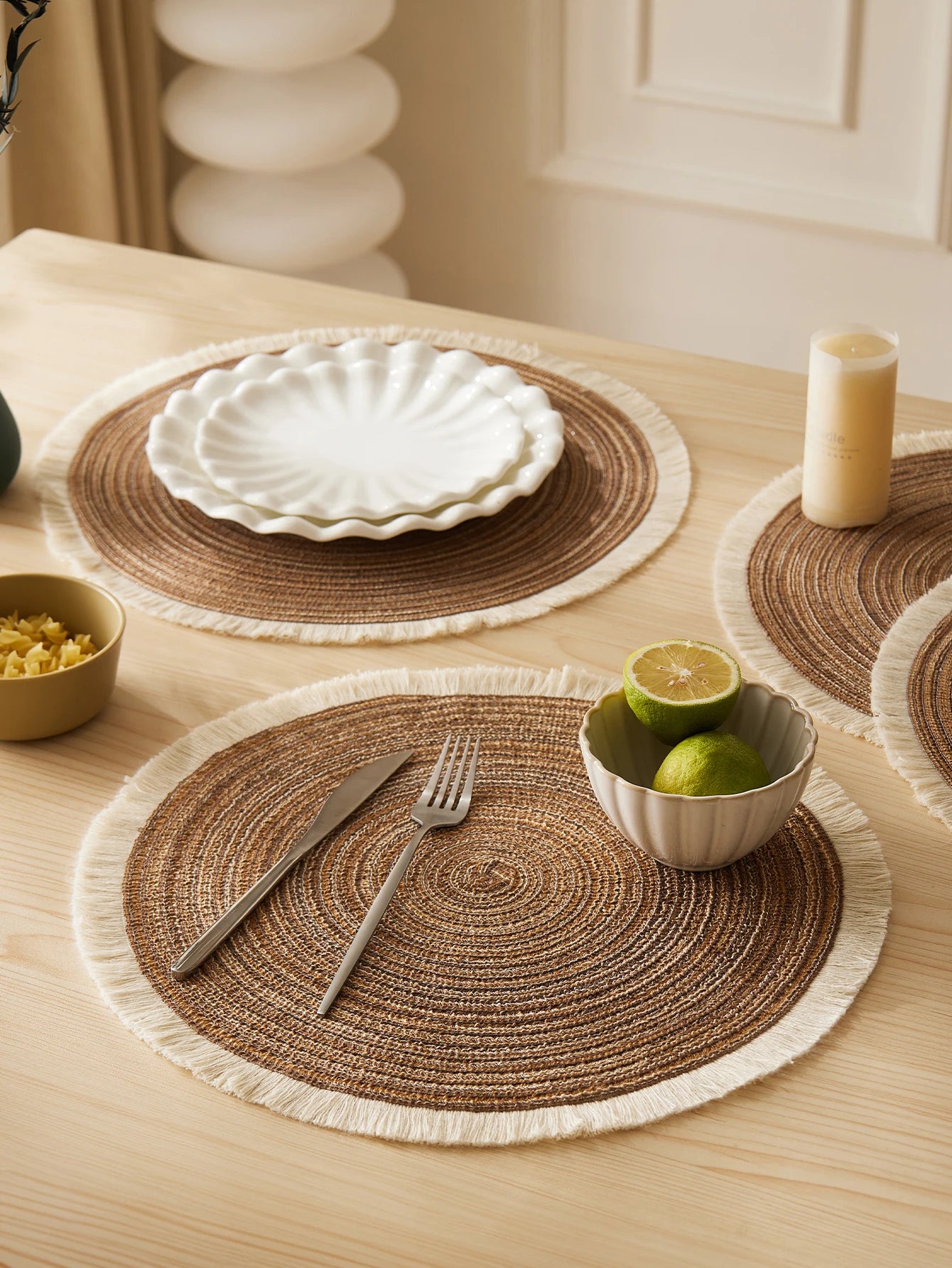 4 pçs/set venda quente franja eco-friendly casa antiderrapante estilo morden mesa tecido placemats poliéster tapete redondo