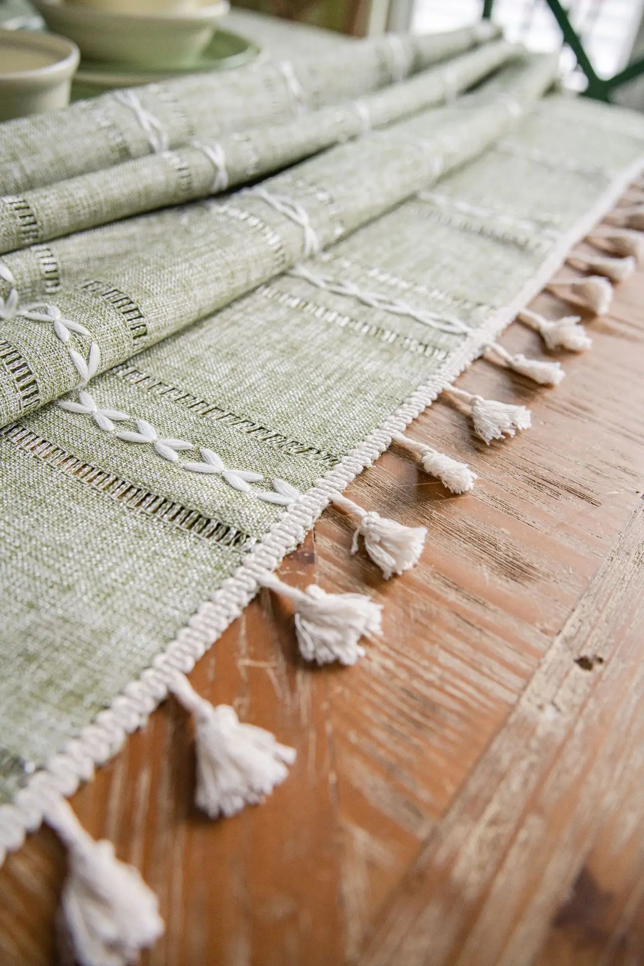 Toalha de Mesa Retangular em Algodão e Linho com Tassel - Casa Ornato