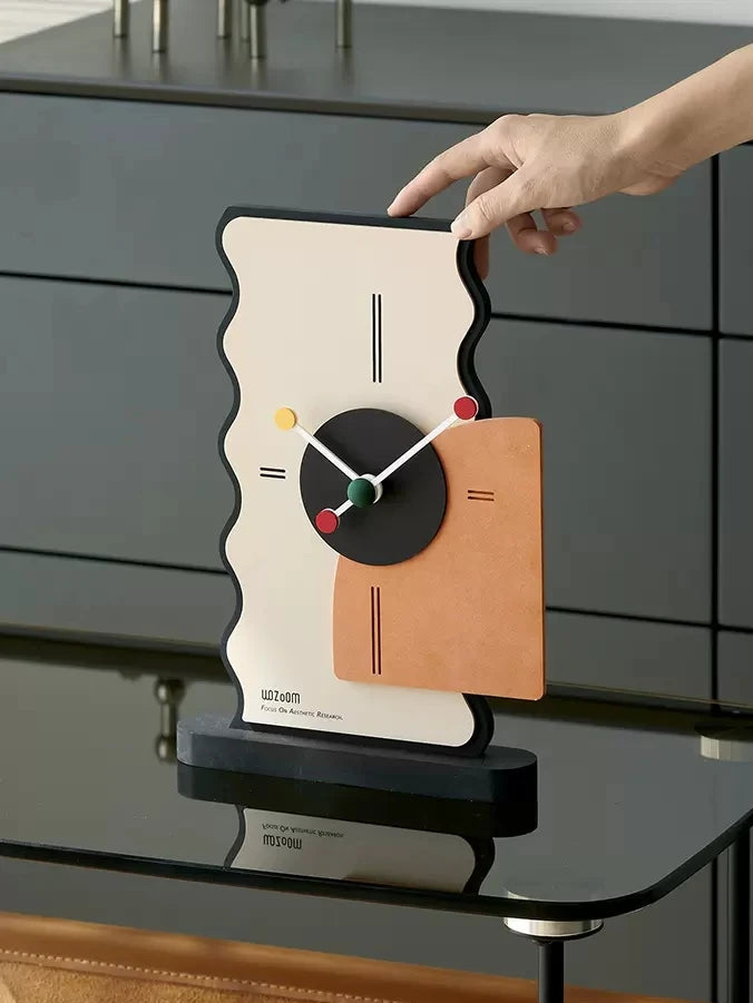 Relógio de Mesa Moderno com Design Artístico - Casa Ornato