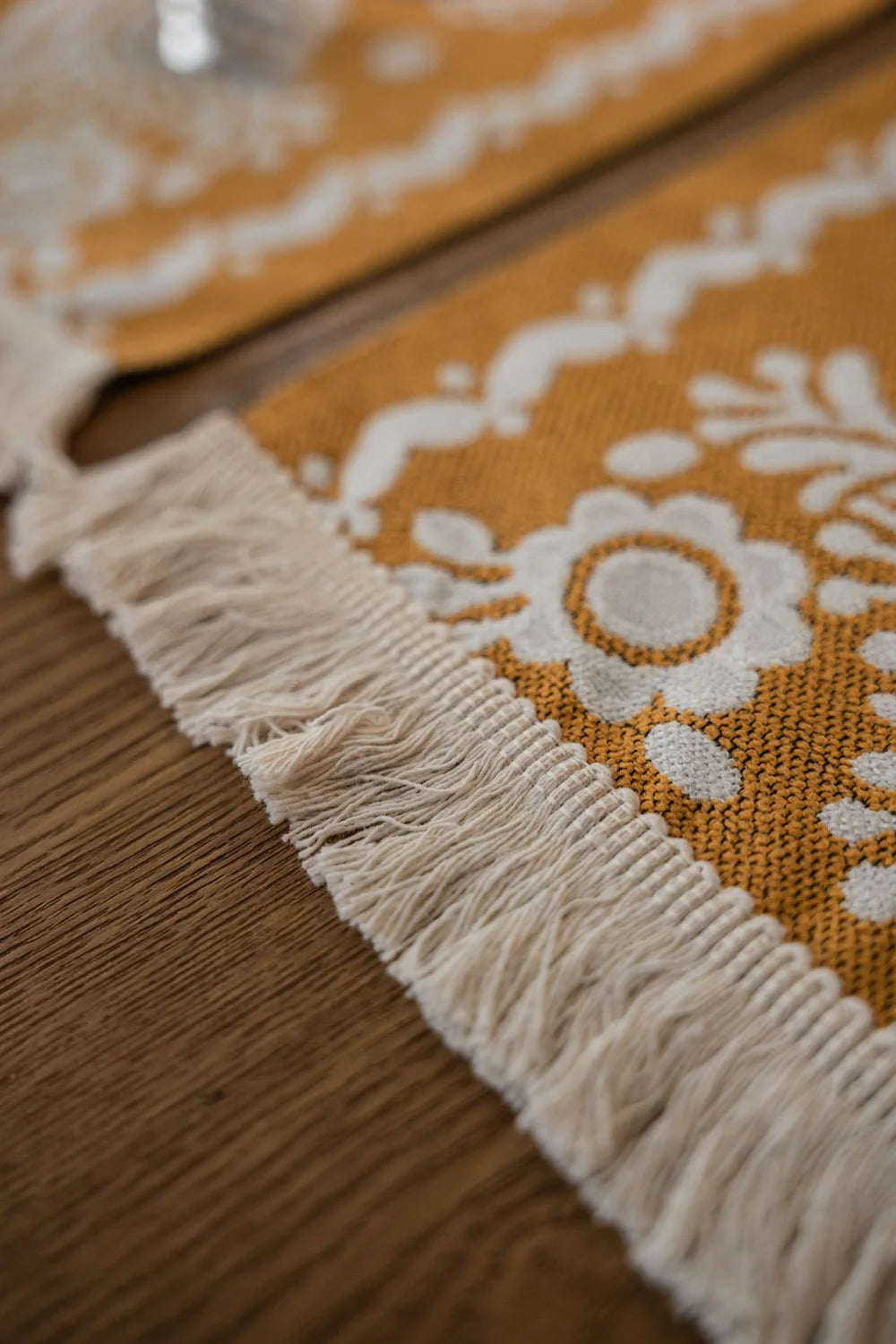 Gerring Amarelo Corredor De Mesa Jacquard Colisão Geométrica Mesa De Jantar Pano Arte TV Armário Cama Bandeira Da Mesa De Casamento Decoração