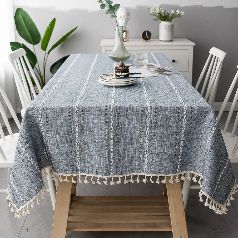 Toalha de Mesa Retangular em Algodão e Linho com Tassel - Casa Ornato